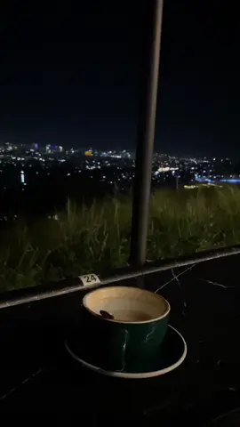 this kind of therapy.... #fyp #citylights #angonorizal #coffee 