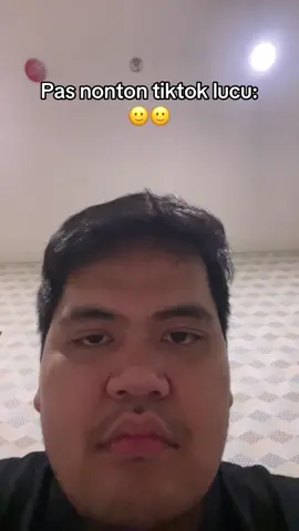 Nonton tiktok be like 