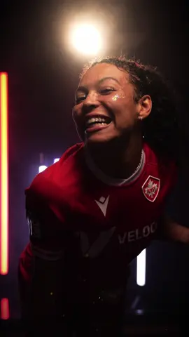 Canadian Rugby player Asia Hogan-Rochester OWNING media day #hsbcsvns #hsbcsvnsdxb #rugby7s #rugbygirls 