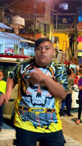 Se envolve com o bandidão