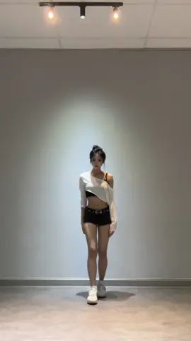 Bad girls #fyppppppppppppppppppppppp #tiktoktrending 