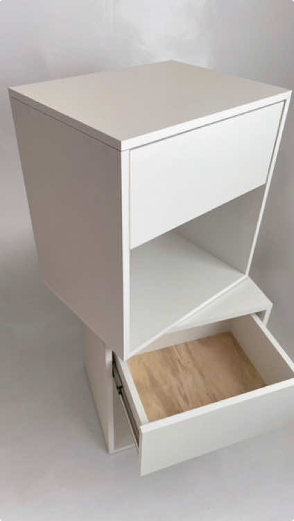 Velador minimalista… Melamina de 15mm-18mm en el color que prefieras. Sueña, crea y construye con ITURRY. #Home #muebles #melamina #minimalist #viral_video 