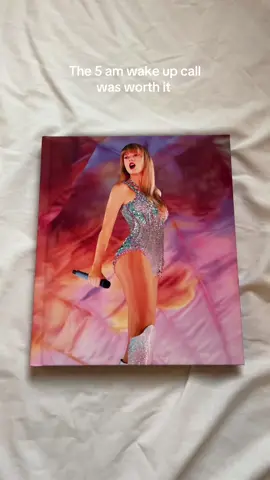 #taylorswift #taylor #swiftie #taylorswifterastour #therrastour #erastour #erastourbook #@Taylor Swift @Taylor Nation #taylorswiftbook #targetbook #target #erasbook