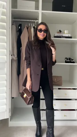 AD Chocolate brown 🤍 Bag: @DeMellier  Jacket: @Rosaeparis Lip liner: @urban decay Naked2 Lipstick: @Armani beauty lip power 111 Lipstick gloss: @YSL Beauty loveshine candy glaze 44  #outfit #makeup 💫 #fashion #style #outfits #outfitinspo #blazer #fashioninspo #styleinspo #outfitinspo #grwm #outfitinspiration #OOTD 