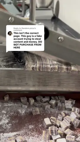 Replying to @Random pizza you got me, im not the original account. But i am an affiliate, which means i sell the original product for nathan and sons. If you check the link, youll see its sold by nathan and sons 😁