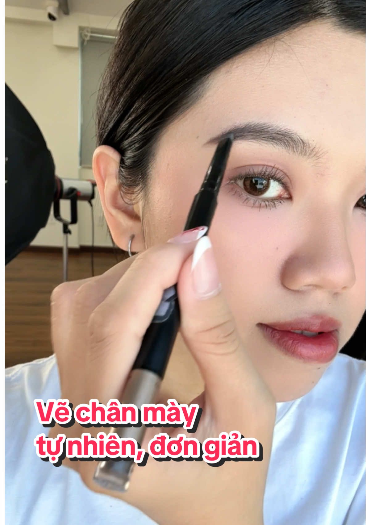 Vẽ chân mày khó thì có tui lo cho mấy bà nè! #reviewlamdep #chanmay #vechanmay #chivemay #vacosi #xuhuong #fyp 