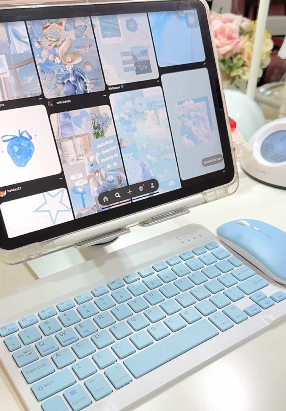 Wireless mouse dan keyboard connect pakai bluetooth. Support IOS, Android dan Windows. Batrainya jg awet bgttt bisa tahan 1 bulan #mousekeyboard #keyboard #mouse #wirelesskeyboard #wirelesskeyboardandmouse #wirelesskeyboardandmouseset #fyp 