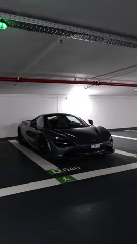 750s in the parking 🗿#mclaren #mclarenf1 #750s #750 #mclaren750s #spider #supercars #supercar #carbon #carbonfiber #parking #monaco #cars #car 
