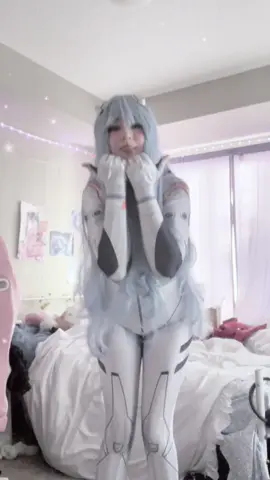 i focus too hard 😭 #evangelion #reiayanami #reiayanamicosplay #evangelioncosplay 