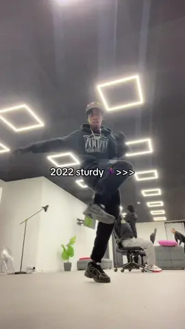 I need more 2022 sturdy sounds 🕺🏽😓 #fyp #foryou #foryoupage #viral #trendy 
