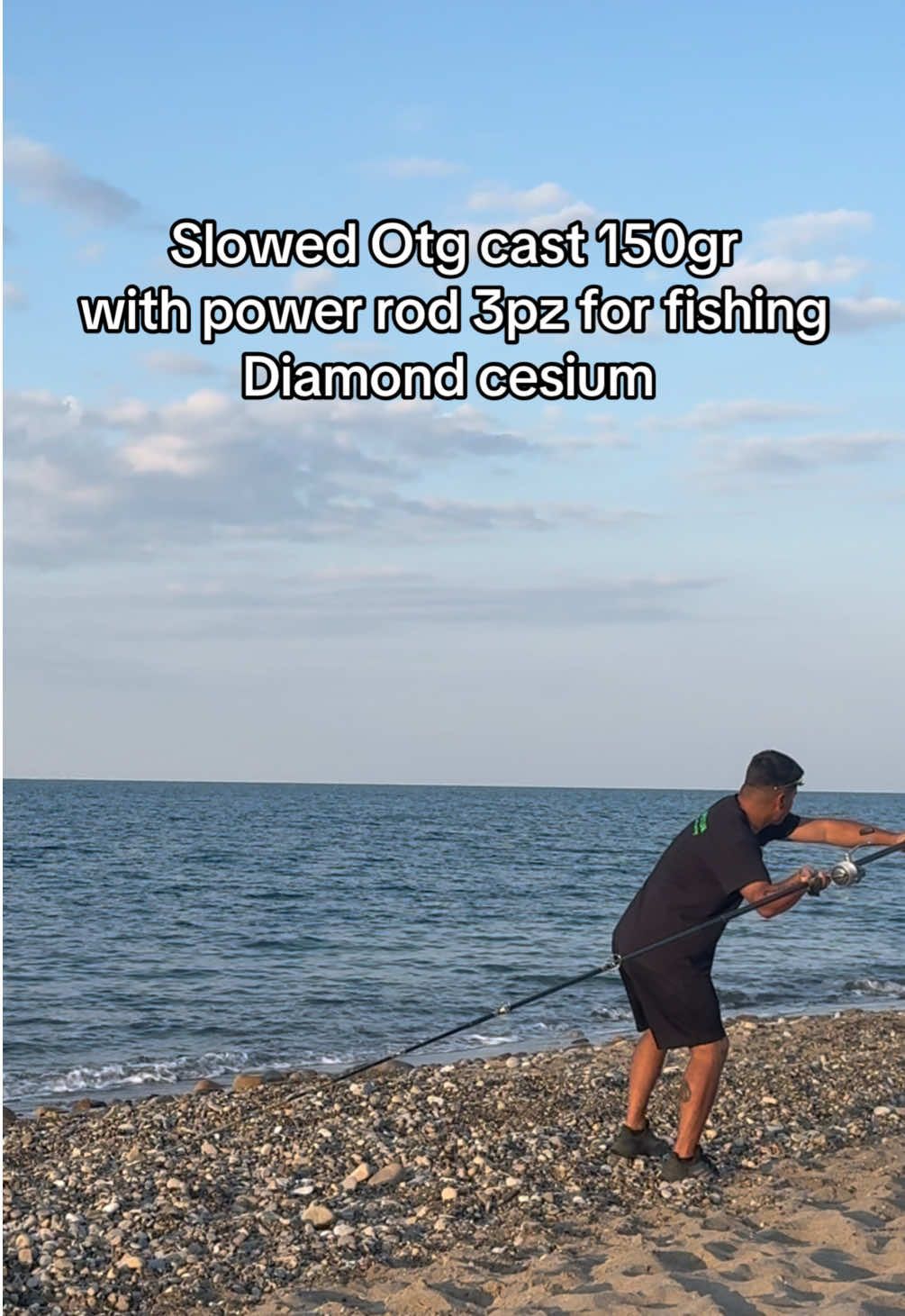 Slow motion otg cast 150gr, with the power rod for fishing 💪🏽 #fishing #surfcasting #pesca #shore #share #viral #neiperte #italia #otg #groundcast #casting #slowmotion #surfcastingchallenge #viral_video #longcastingargentina #gennaromargarita #surffishing #fisherman #pescador #pescaesportiva #pescaresponsable #naples 