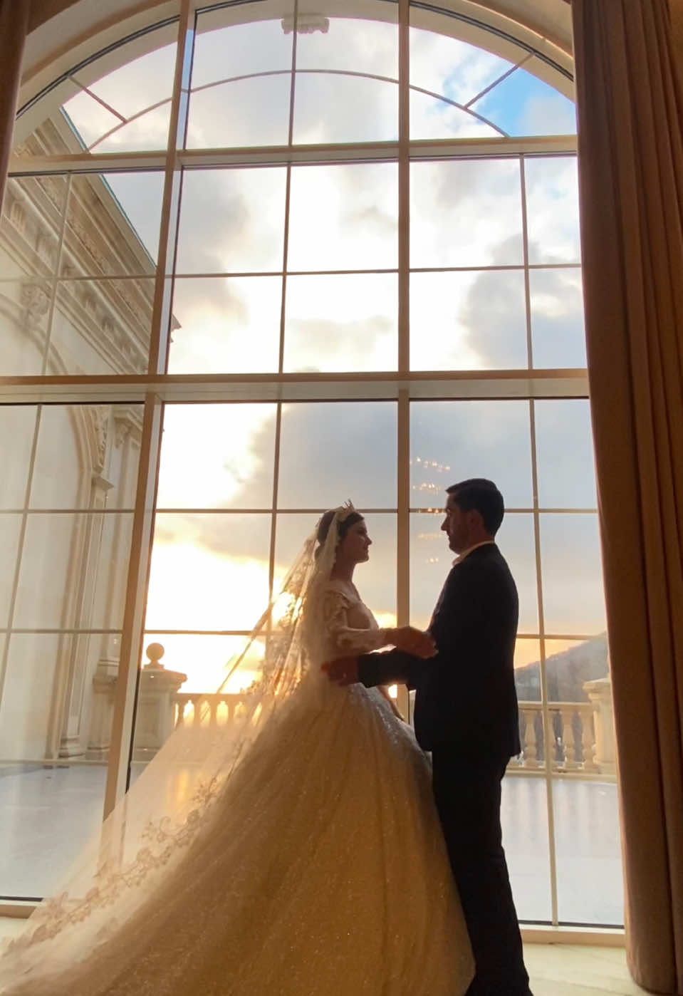 @fariz_photography 📸 📸Love Story👫,Bəy-Gəlin👰‍♂️Xınayaxdı(Nişan-Nigah) fotoları,hər cür albomlarin hazırlanmasi. #photo #nikon #nikonphotography #canonphotography  #lovestory  #tktok  #fotografia #foto #fotoqraf #ismayilli #agdas #gence #mincəçevir #gəncə #kurdemir #masallı #zakatala #agdas  #zerdab #qax #qazax #quba #qusar #lenkaran #sumqayit #bakı #baki 