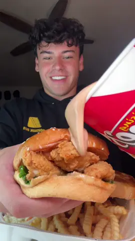 Raising Canes Mukbang #raisingcanes #raisingcanesmukbang #mukbang #canessauce #asmr #fyp 