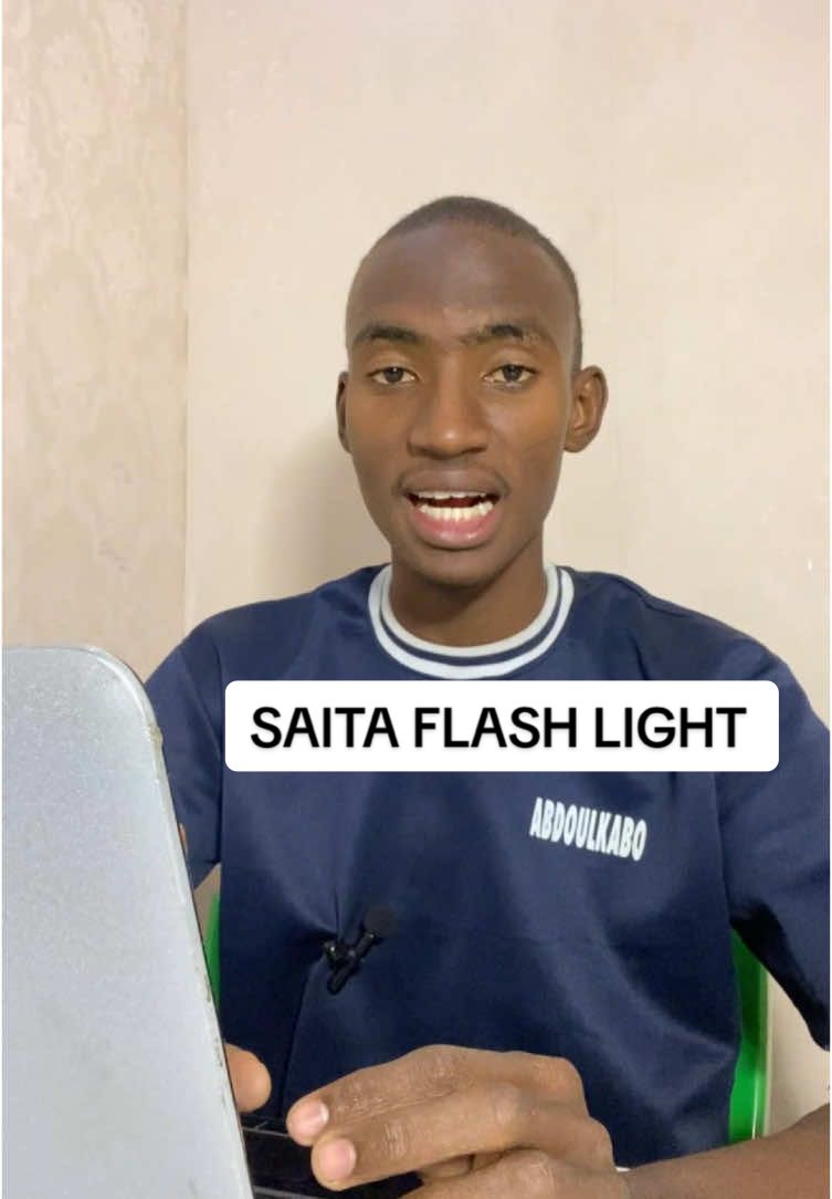 Yanda Zaka Saita Flash Light A wayarka  #abdulkabo_tech #fyp #foryou 