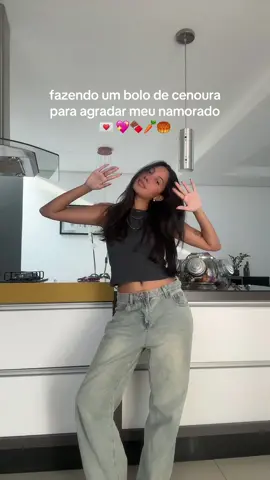 puta merda esse bolo ficou bizarro @Cunha denada querido te amo 😆