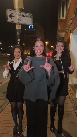 باش که ما هم پس نمانیم😅@🤍 @sarasorror.02 👭❤️#viral_video 