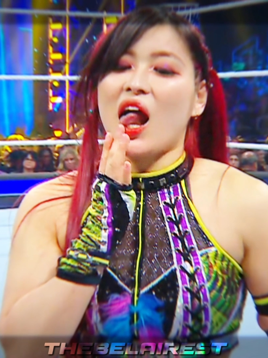 iyo mainnya gigit gigitan🤭 #iyosky #asuka #WWE #womens #fyp #foryou #foryoupage #fypシ 