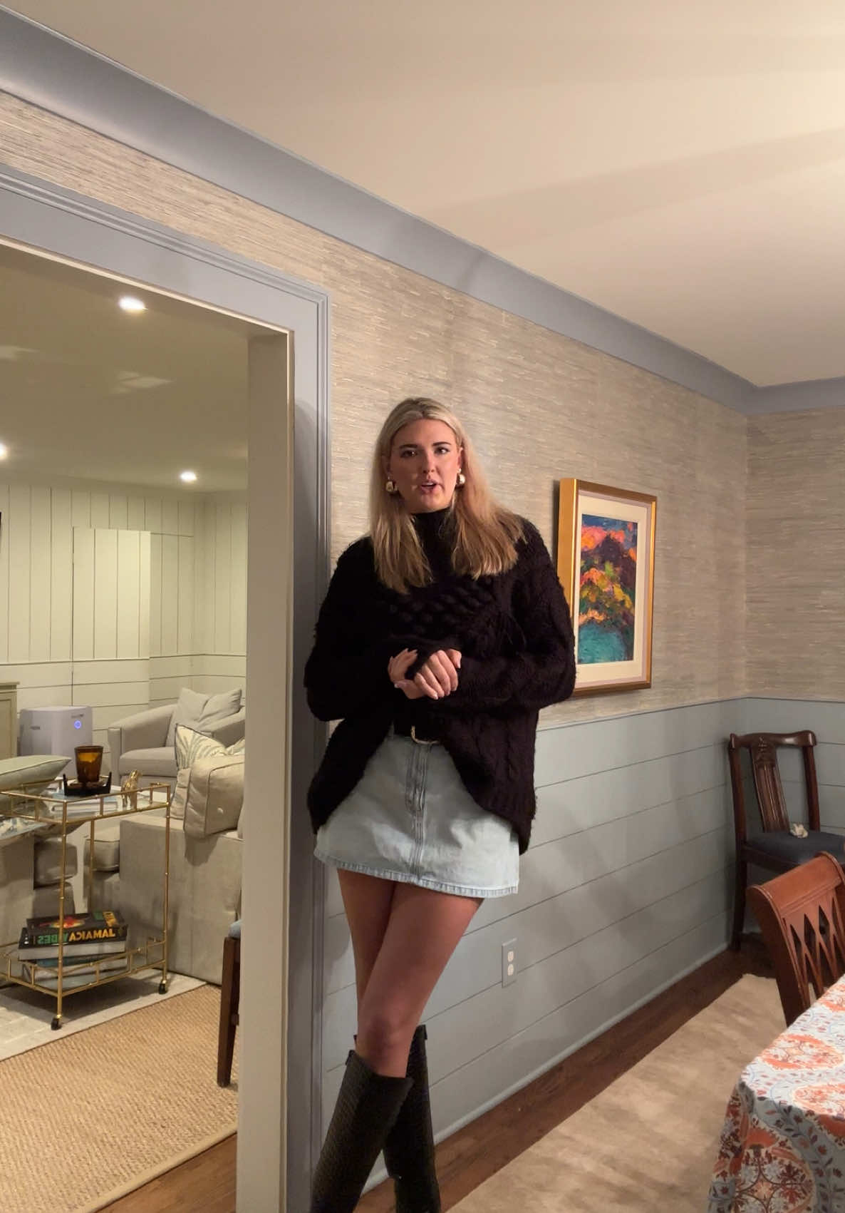 Take your pick #helpmepickanoutfit #datenightoutfitinspo #firstdateoutfit 