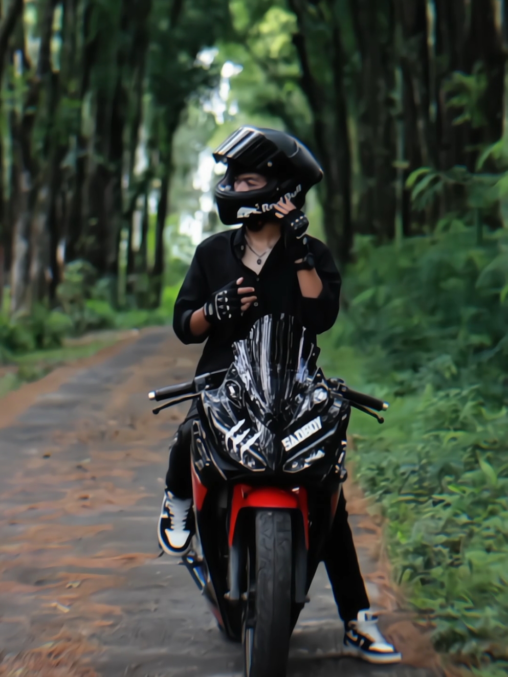 siapa disini yang suka warna hitam? #fypage 