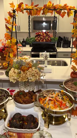 Happy Thanksgiving🦃 #thanksgivingdinner #foodblogger #foodtiktok #cheflife #catering #jamaicanchef ##fypシ