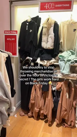 🤣🤣🤣🤣🤣 #retailjob #retailwork #blackfriday #victoriassecret #vspink #vspinkblackfriday #blackfriday2024 