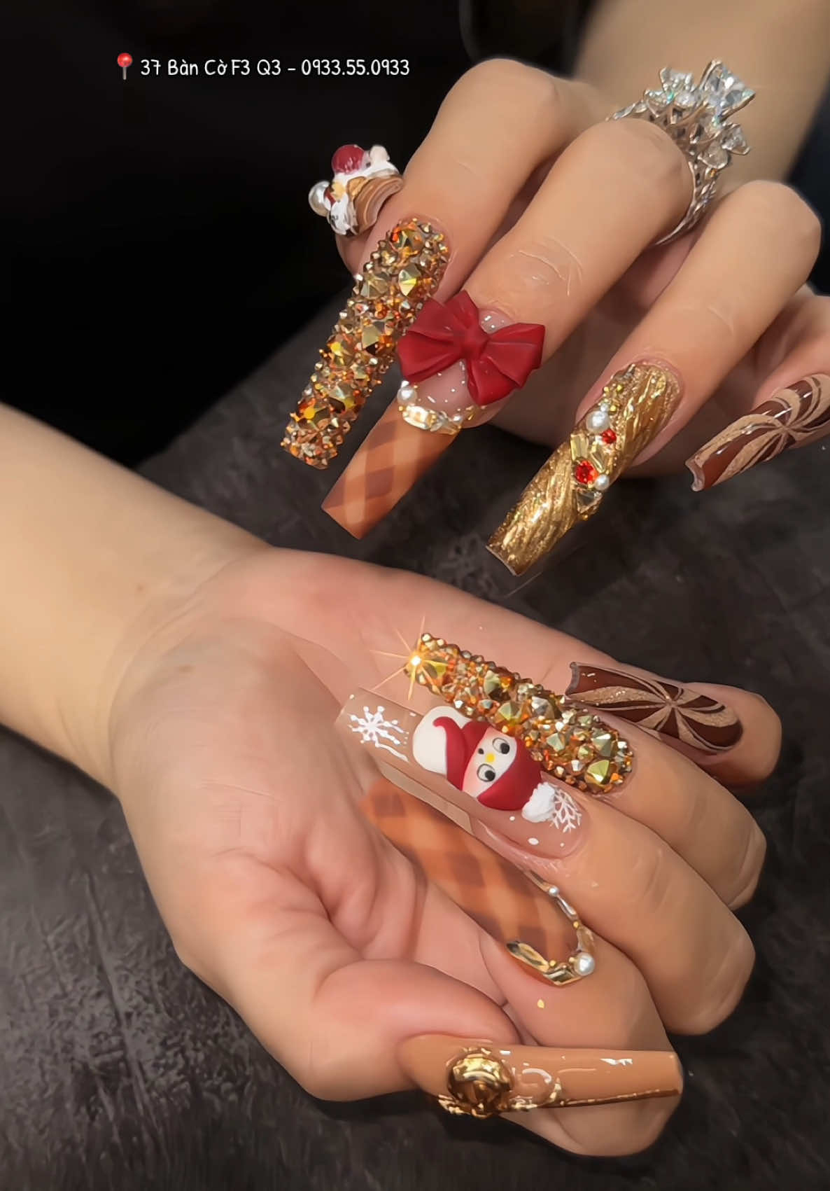 Bộ móng đỉnh nóc kịch trần dành cho người mệnh kim 🤭 #RubyNguyenNails #Daotaogocvien #xuhuong #Naildesign 