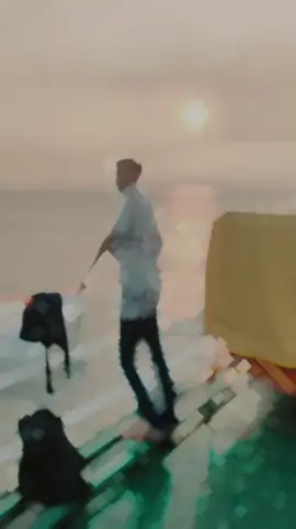 akhir nya Jainudin merantau ke Jakarta kerja di pabrik sepatu 🤣🤣🤣 #bakauheni_merak #tenggelamnyakapalvanderwick #cintamatiku #nidji #CapCut #fypage #merakbakauheni 