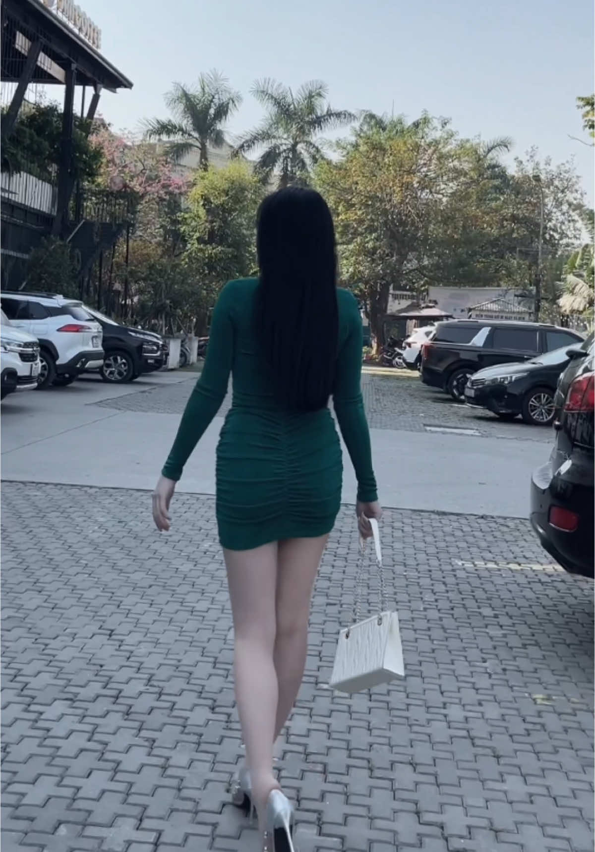 Lâu rồi hông bít quay như nào cho đẹp nữa..😆 #xuhuong #typ #OOTD #fashion #thoitrangnu #vairal 