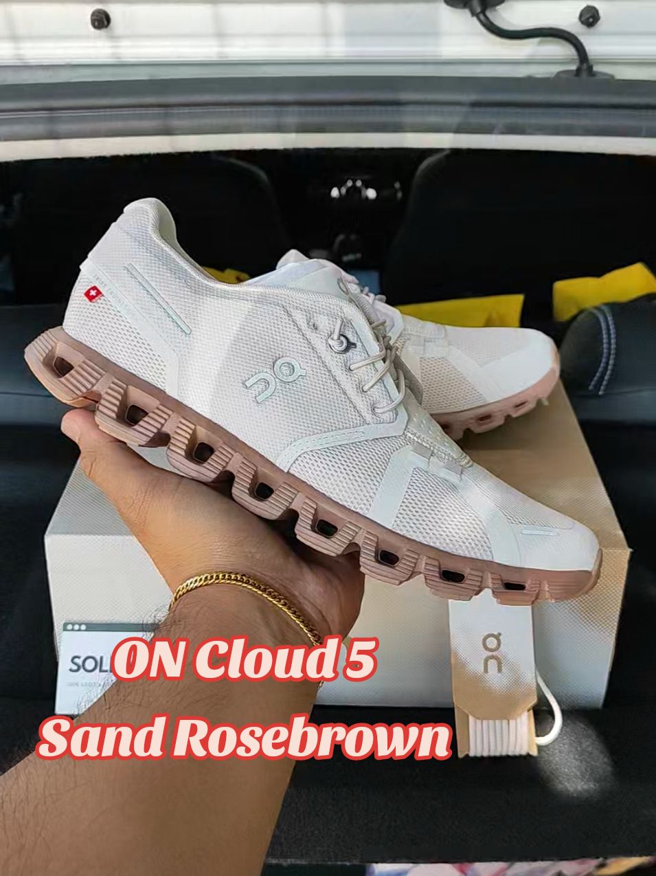 Quick Unboxing of the ON Cloud 5 