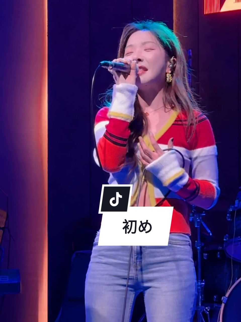 [Live Music Performance] 