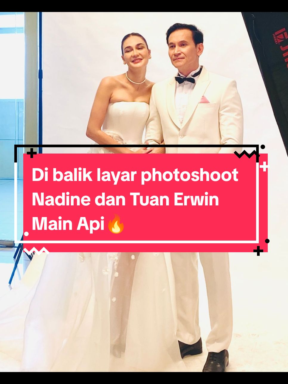 Moment before disaster Nadine & Erwin Main Api 🔥sudah tayang di @WeTV Indonesia  photo property session 🤍❤️‍🔥. Kasian sekali Nadine 🥺#wetv #mainapi #lunamaya🥰❤️🥰 #lunamaya #marcelinolefrandt 