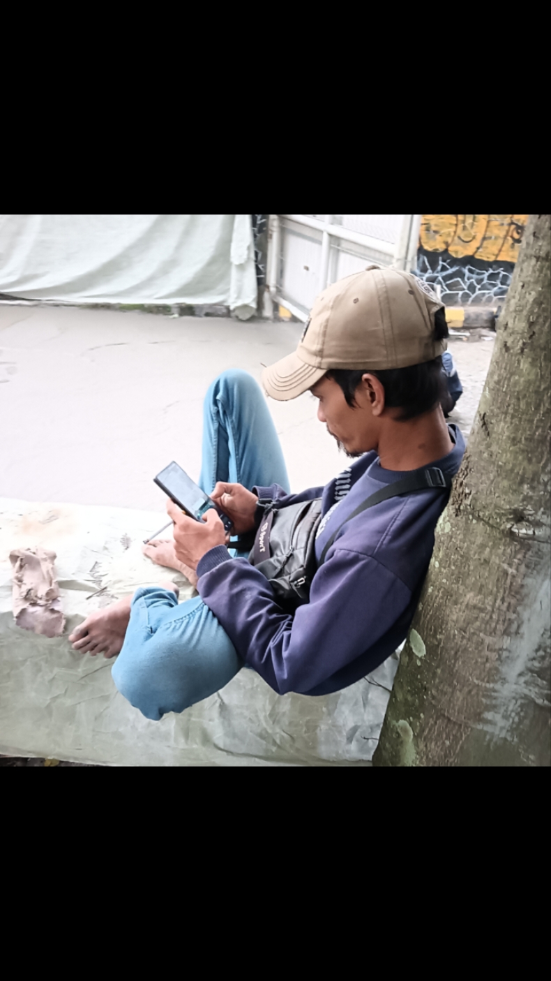 saha ieu, semangat lur ojo dipikir nemen ntar ndase mumet 😁✌️ #pejuangcuan 