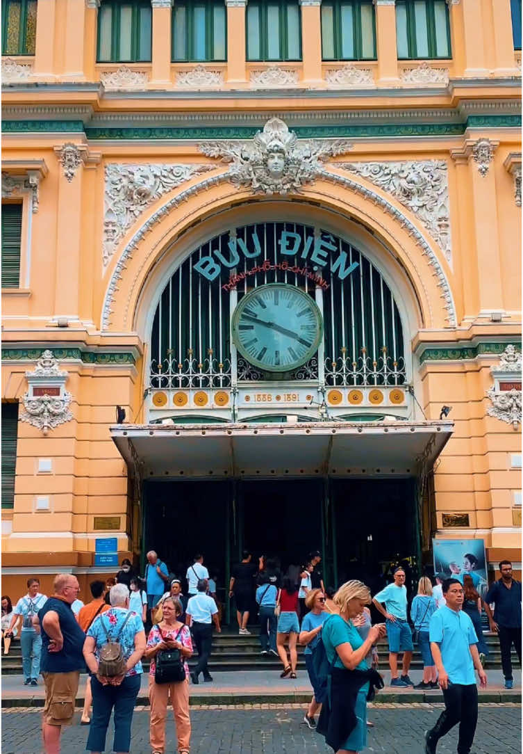 BƯU ĐIỆN THÀNH PHỐ MỒ CHÍ MINH  Một buổi chiều khám phá bưu điện tp dưới thời tiết se lạnh thật thích #CapCut #trogggveooo #saigondidau #saigoncityview #hcmcity #caphesaigon #vietnam #buudienvietnam #buudienthanhpho #buudiensaigon #saigon #saigonvietnam #postoffice #traveltiktok #travel 