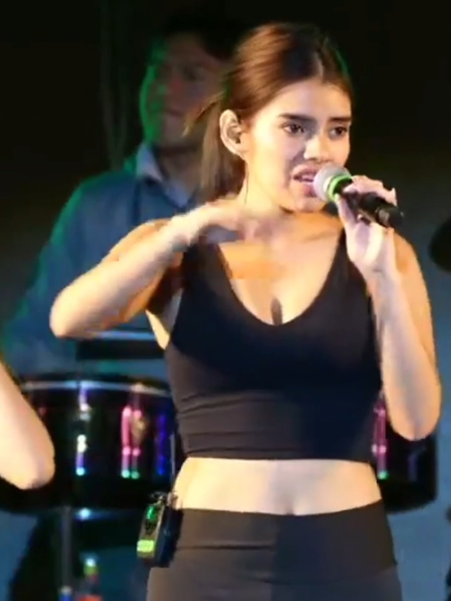 La Bella Luz - Mix Bella Luz (Conmuevete) #labellaluz #pruebadesonido #arianagonzales 