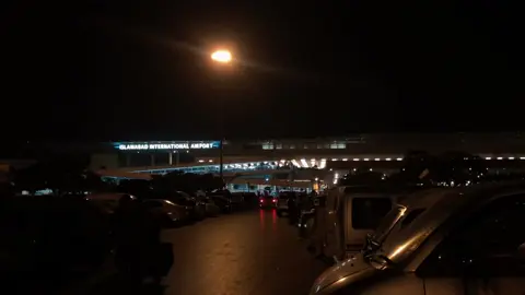 Islamabad airport night view #tiktokviral #foryourpage #fypシ #trending #nightview#airport