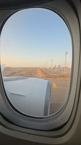 Aku Penuhi Panggilan -Mu Ya Allah 🤲🥹🤲 #2024 #umrah #umrah2024 #makahmadina🕋 #jeddah #kingabdulazizinternationalairport #storywhatsapp #fypシ #fypシ゚viral #bcazxy #fyp #airport 