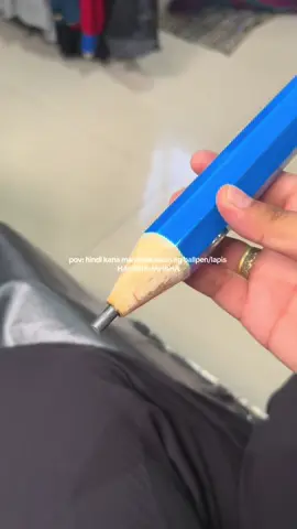 gift ideas sa mga friends mo hahahahaha 🤣✍️ #hugepencil #ballpen #giftideas #student #schoolsupplies #pen #fyp #foryou #trending #big #fypage #foryou #foryoupageofficiall #fypシ゚ #viral #gift 