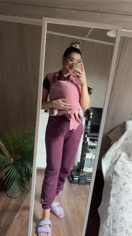 Pięknego weekendu 🥰 U nas tulenie, pranie wstawione i czas wziąć się za obiad 😊
