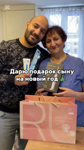 Забота о здоровье полости рта — это просто! Новая зубная щетка Revyline обеспечит вам идеальную чистоту и свежесть дыхания. Мягкая щетина, эргономичный дизайн — комфорт и эффективность в каждой чистке.  Артикулы для вас❤ Паста 179924586 Щетка 198592085 Электрощетка 228369821