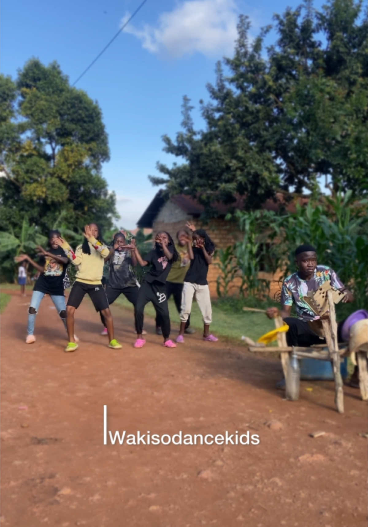 This is how we do it. #kidsdancing How about when visit the link in our Bio to support our education via gofundme🙏 #wakisodancekids #thisishowwedoit #gofundme 