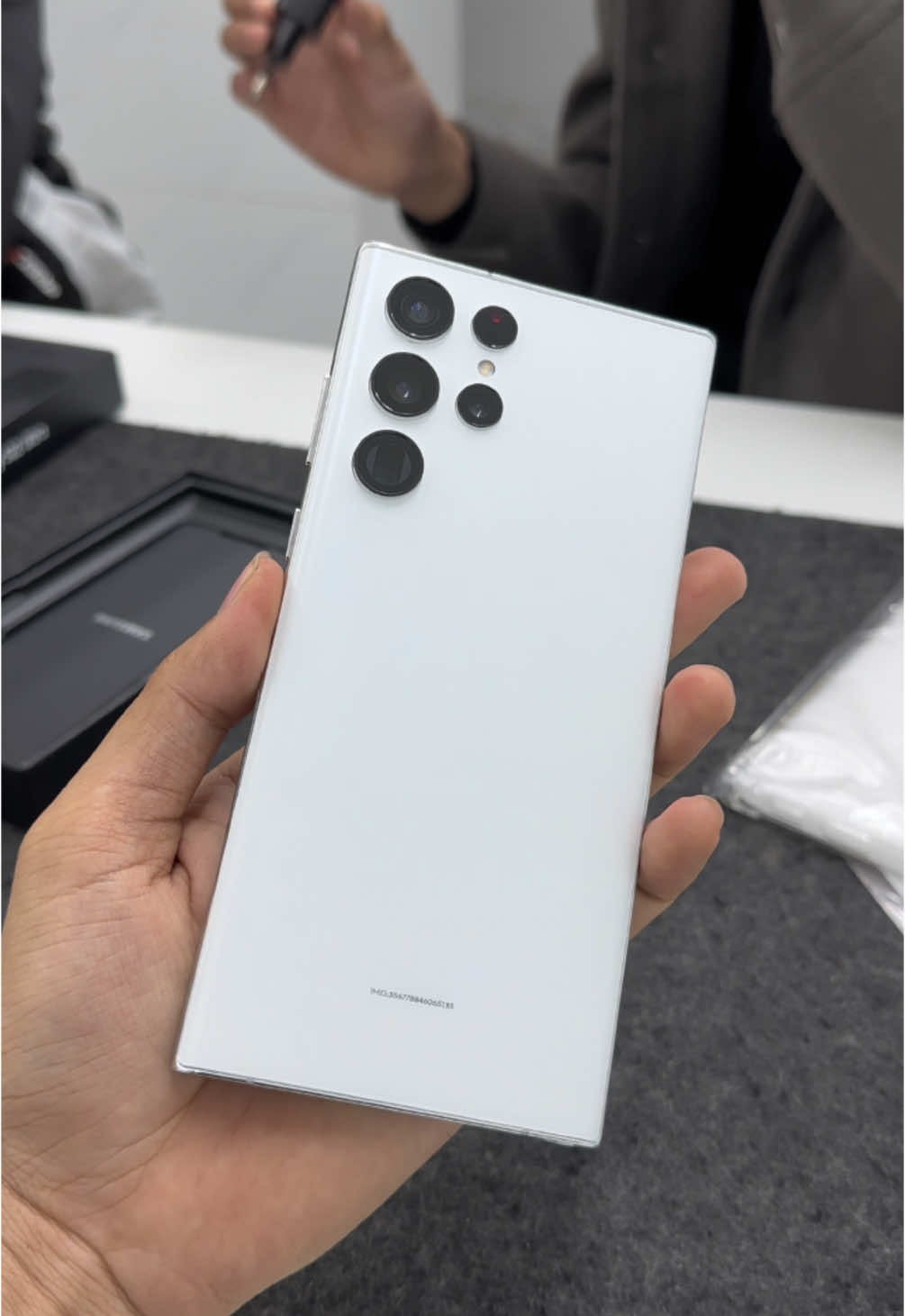 Ai mà đang có ý định mua chiếc máy này thì bỏ đi nha #LearnOnTikTok #s22ultra #thuanphatmobile #dienthoai #thanhcongnghe #novagr #xuhuong 