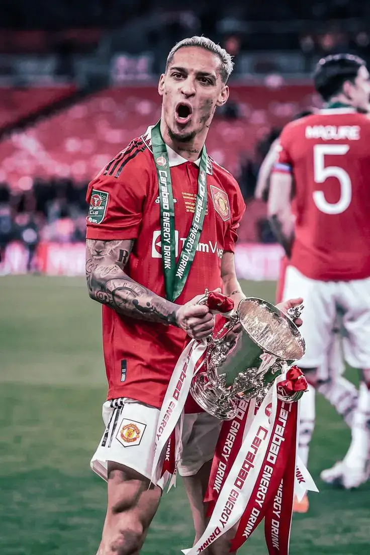 Membalas @bagjaweee.ahk#elgasing  #antony #manchesterunited #wallpaper #fypage 