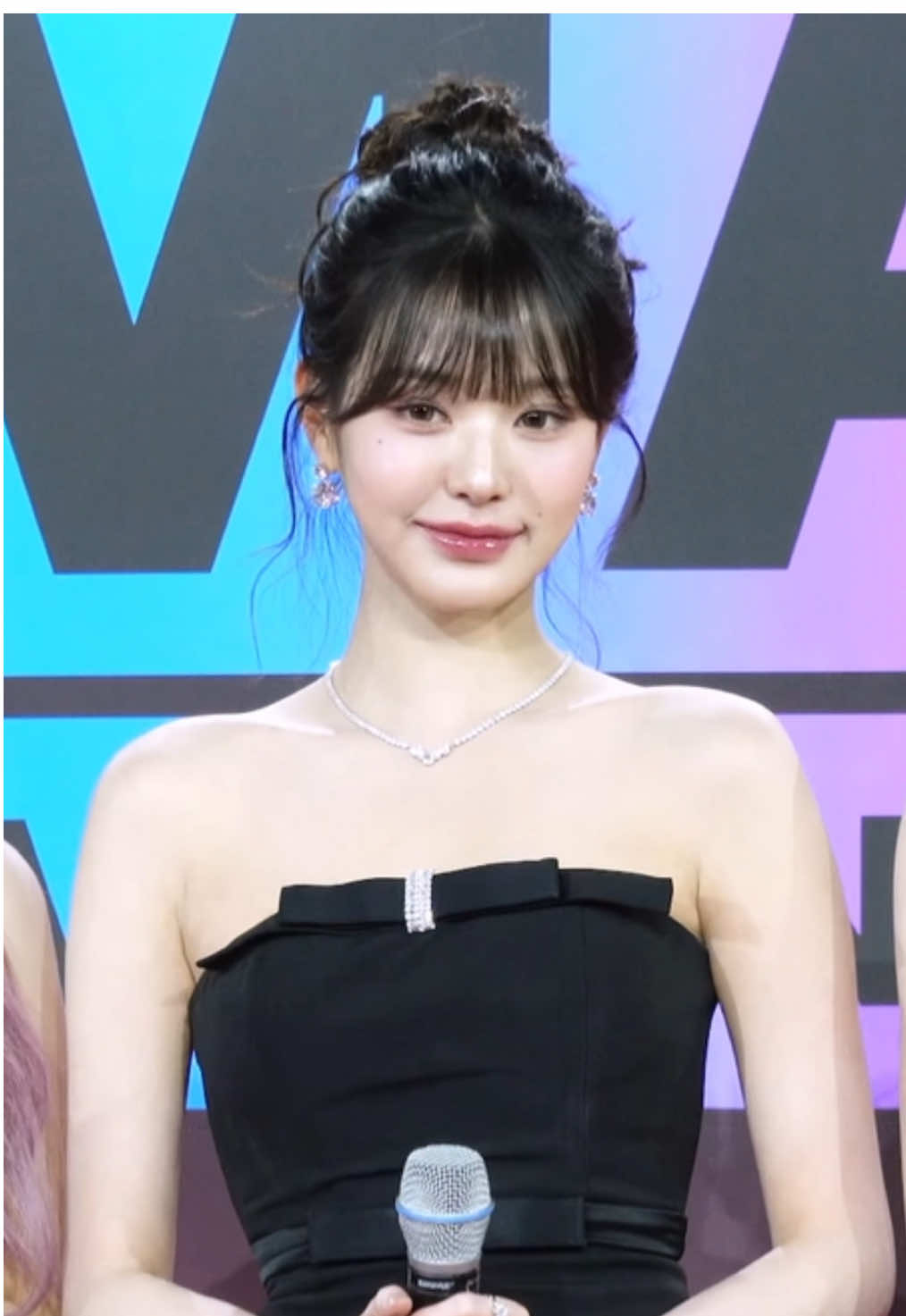 BLACK WONYOUNG 🖤 น้องวอนยองสูงมาก ยิ่งใส่ชุดแบบนี้ยิ่งดูสูง ขายาวเว่อ สวยสง่าที่สุด เจ้าหญิงของพี่ #Wonyoung #JangWonyoung #IVE #아이브 #장원영 #MMA2024 #IVEatMMA2024 #Redcarpet