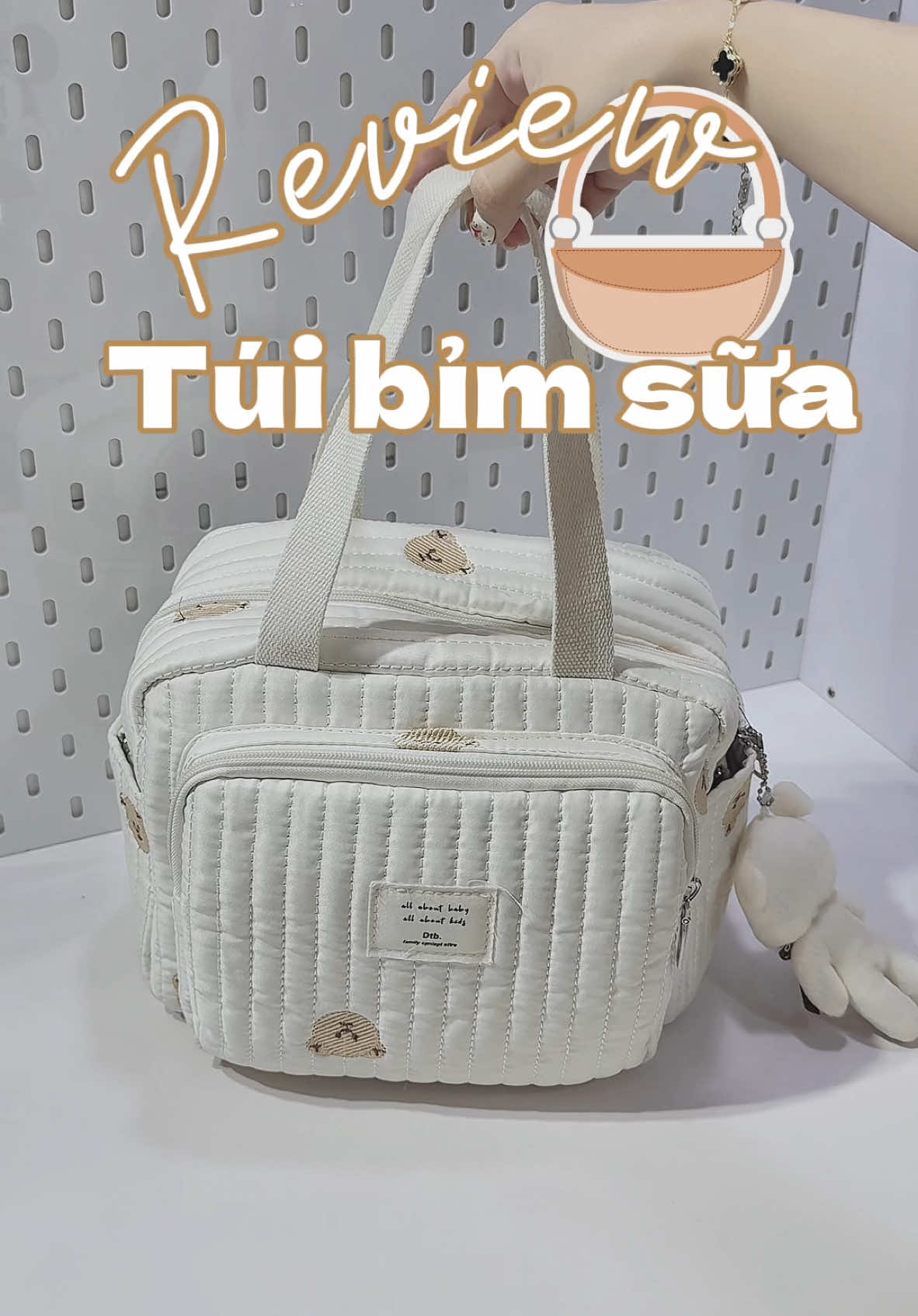 Định lên đồ đi cà phê gòi đó . Mà lạnh quá ở nhà v 🥲#viral #xuhuongtiktok #xh #momlife #fypviralシviral #đồembe #tuibimsua 