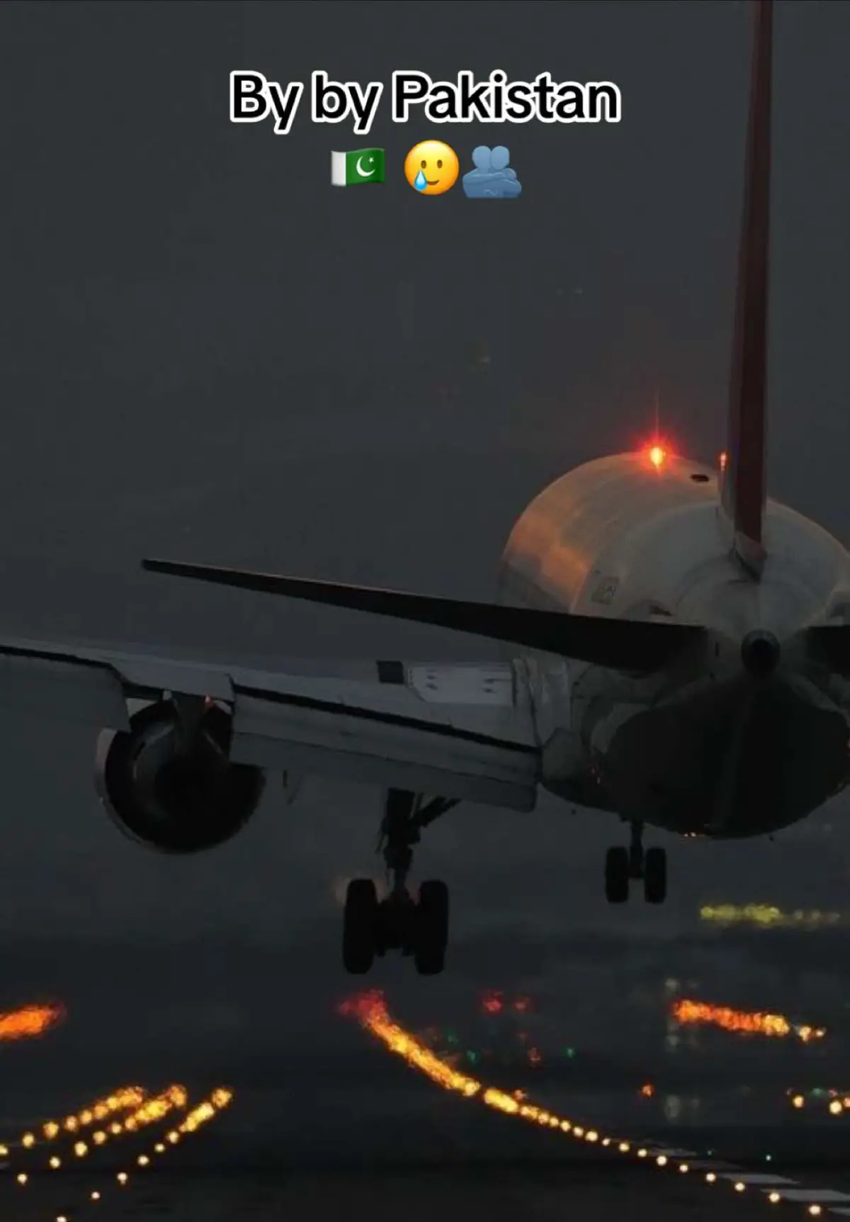 🥲🥲🇵🇰✈️ #dubai🇦🇪 #pardesilife #assuuae0 #assufans #unfreezemyacount #sadpoetry💔😰 #sadstatus💔🥀 #1millionaudition 