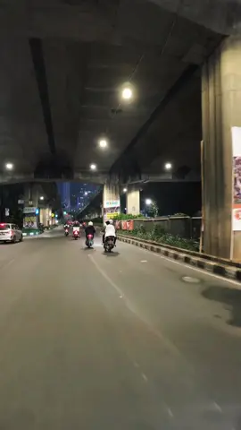 mentahan bagian 2 #videomentahanjalananjakartamalamhari #videomentahanjalananjakarta #mentahanjakartamalamhari #mentahanvideo #mentahancitylight #mentahan #berandamu #berandatiktok 