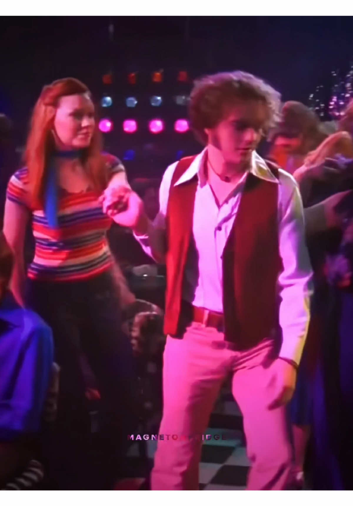 #DONNA & #HYDE || shut up and dance || Sc: 70slogoless  #donnapinciottiedit #donnapinciotti #stevenhyde #stevenhydeedit #that70sshow #that70sshowedit #lauraprepon #laurapreponedit 