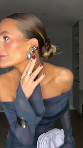 Winter weddings 🥰🥰 Dress is from @Meshki 😮‍💨 #fyp #fitcheck #weddings #meshki #weddingguestdress 