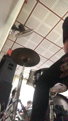 Guess the song??#fyp #goviral #tiktokviral #support #sudipshrestha799 