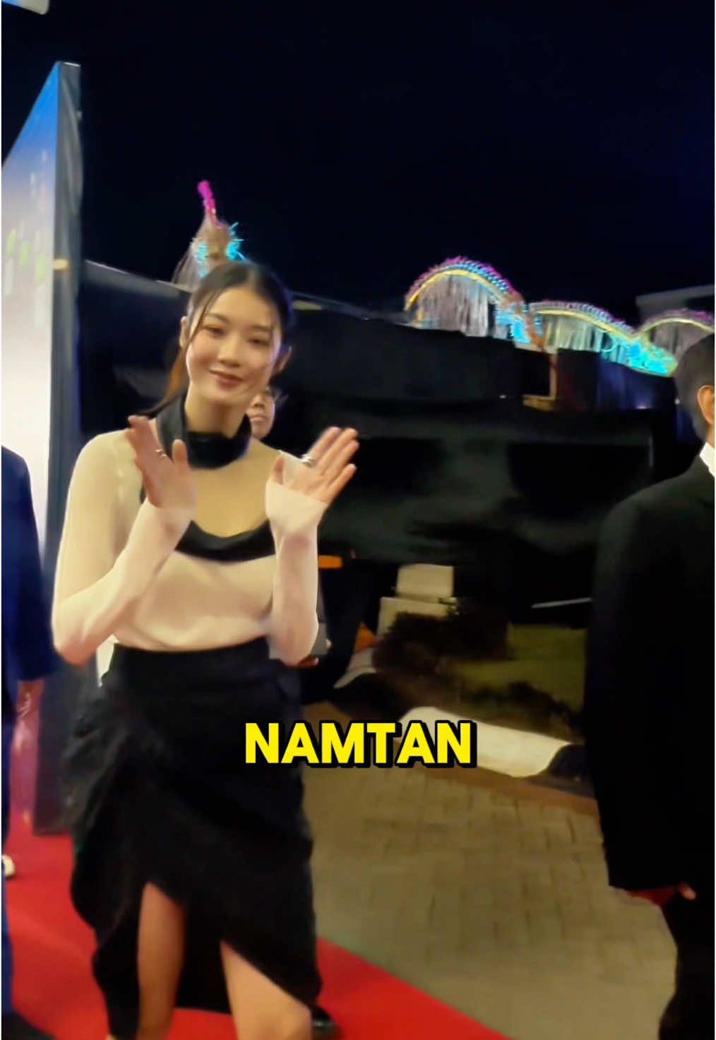 Hay Namtan @Namtan Tipnaree 🩵🥰 Senang bertemu kamu, semoga bisa bisa bertemu lagi di Thailand, mungkin? Hehe Kamu sangat cantik malam ini dan aku suka! 🫶🏻 #fyp #viral #thailand #gmmtv #trending #plutoseries #namtanfilm #namtantipnaree #indonesia #masukberanda #capcut 